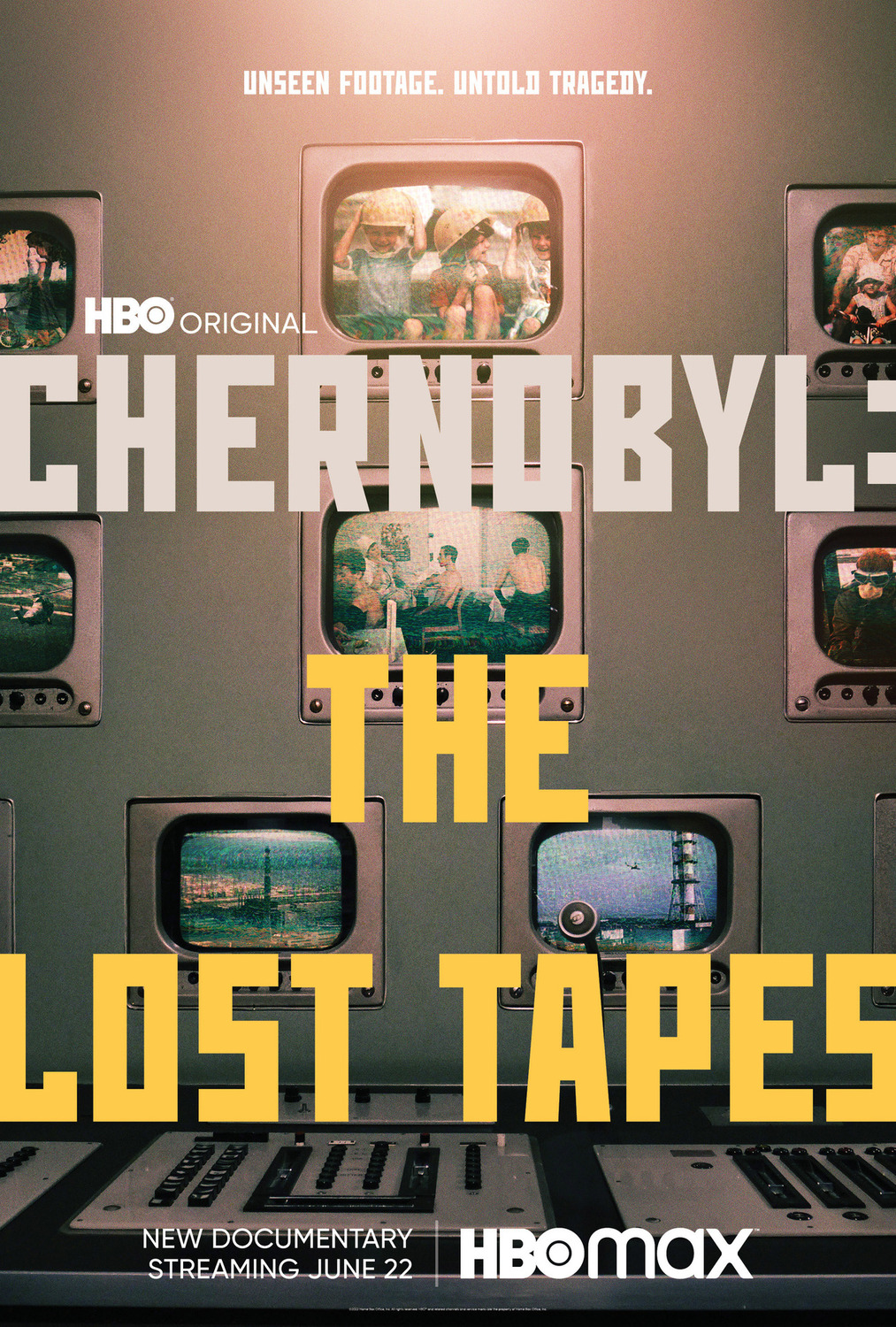 Extra Large Movie Poster Image for Chernobyl: The Lost Tapes 