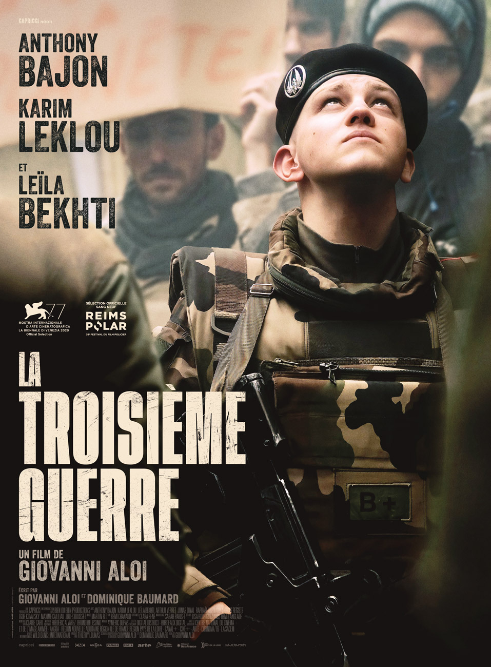 Extra Large Movie Poster Image for La troisième guerre 