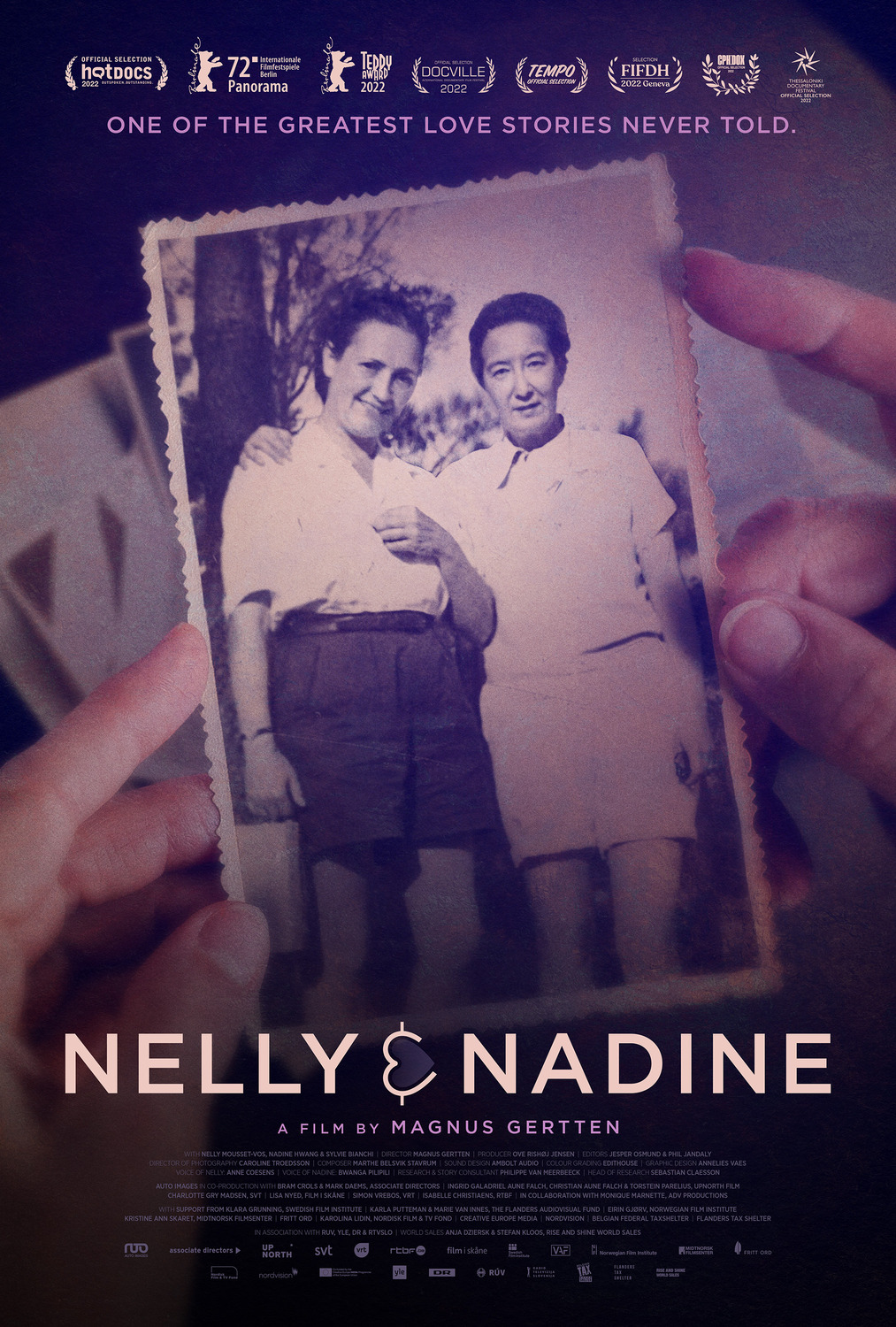 Extra Large Movie Poster Image for Nelly & Nadine (#2 of 3)